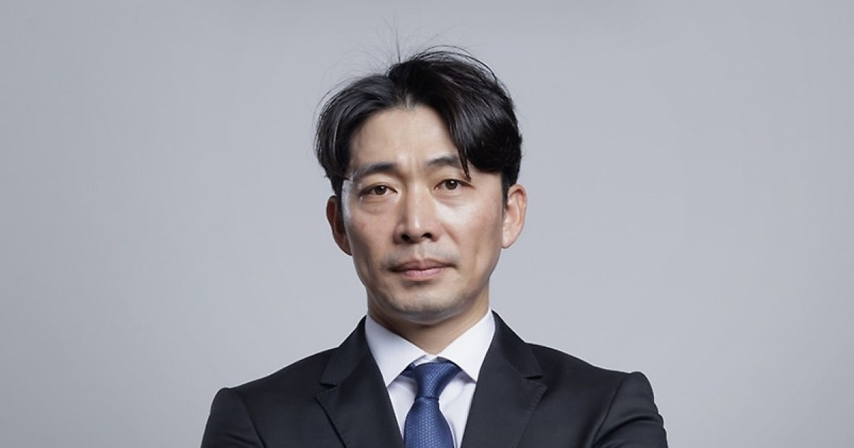 [오피셜] '승격 실패' 수원 삼성, 변성환 사단과 결별…'日 레전드' 이하라 포함 코치진도 모두 떠난다