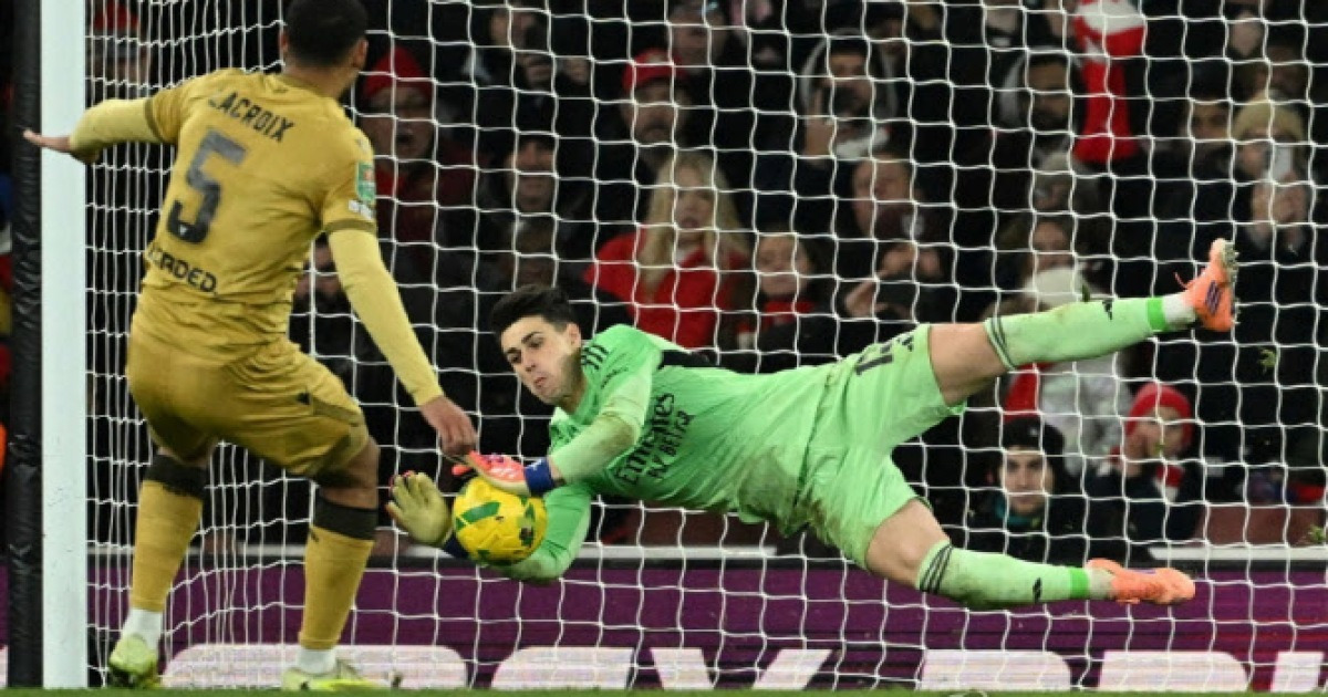 '33년 만의 리그컵 우승 도전' 아스널, 승부차기 진땀승...4강 진출