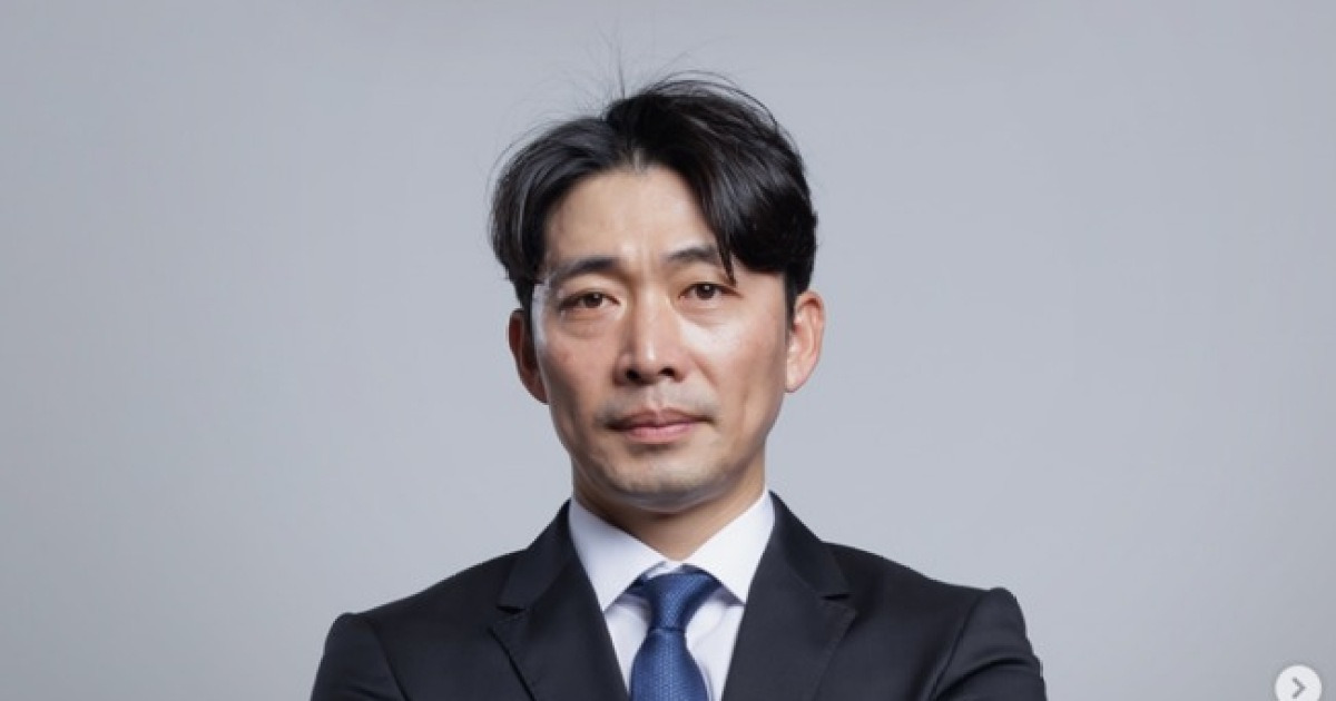 [오피셜] 수원 삼성, '승격 실패' 변성환 감독과 동행 마무리...차기 감독에는 이정효 유력