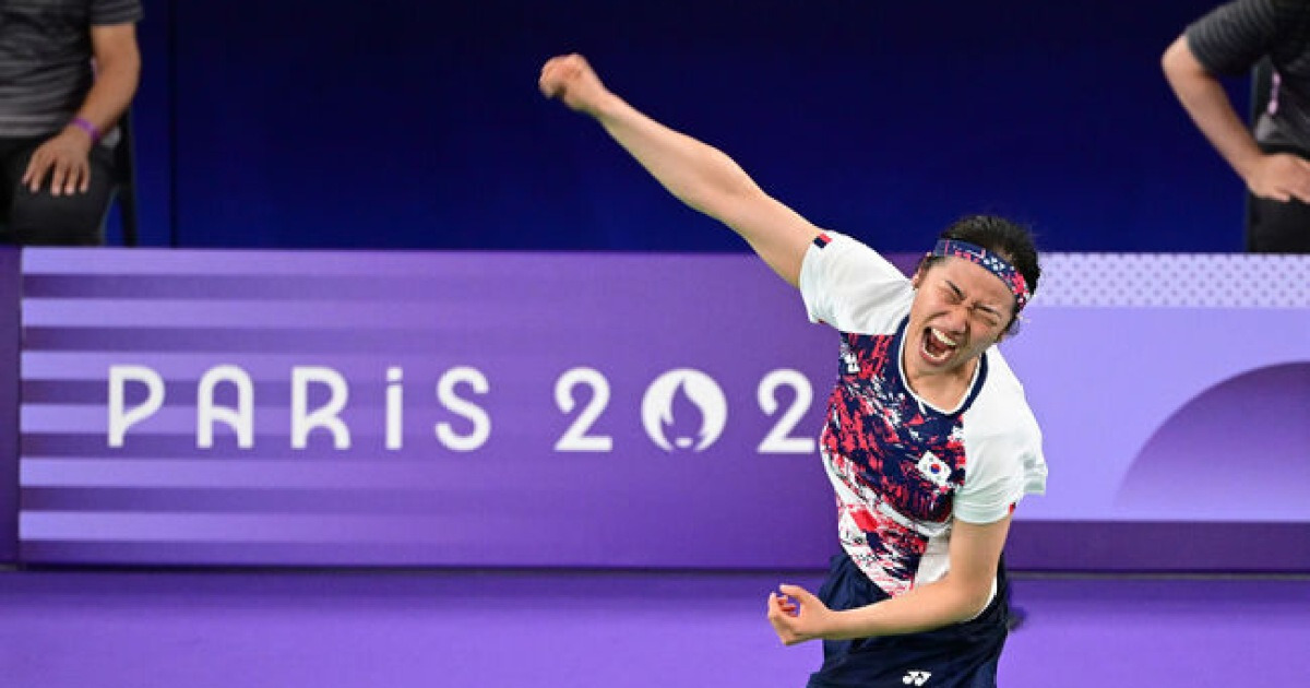 '우승해도 쉴 틈 없다' 안세영, 11관왕 찍고 곧바로 지옥의 2026 레이스 돌입...남자랑도 붙으라고?