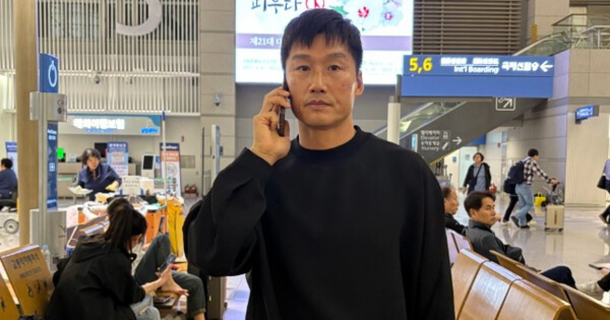 "마누라 빼고 다 바꿔라!" 그 옛날 회장님 말씀처럼, '전면 개편' 수원삼성...진정성 담긴 접근으로 '최대어' 이정효 감독 품었다