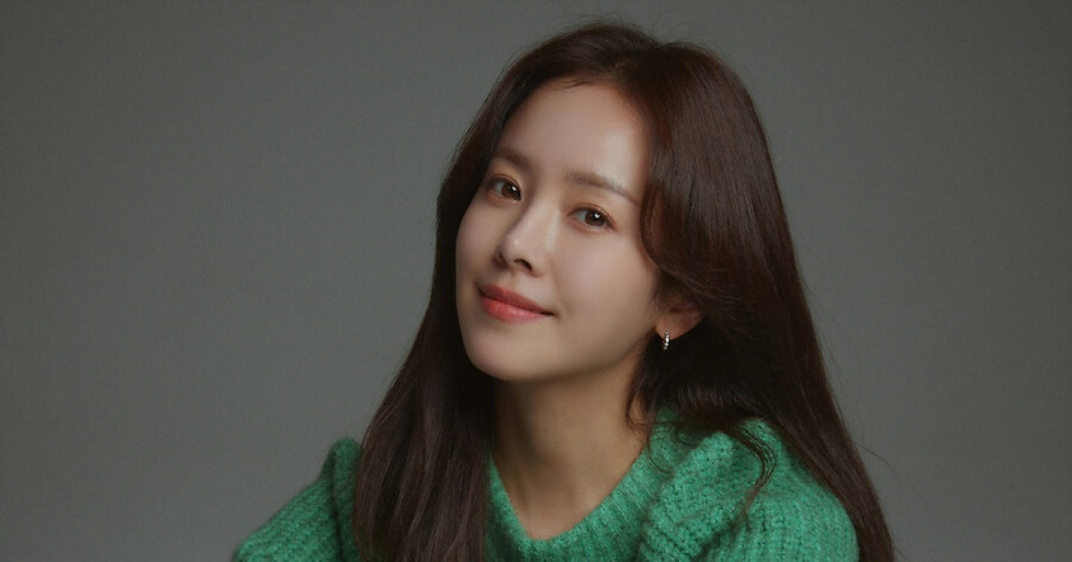 한지민, 서울대어린이병원에 1억 기부…"힘겨운 아이들에게 조금이라도 힘 됐으면"