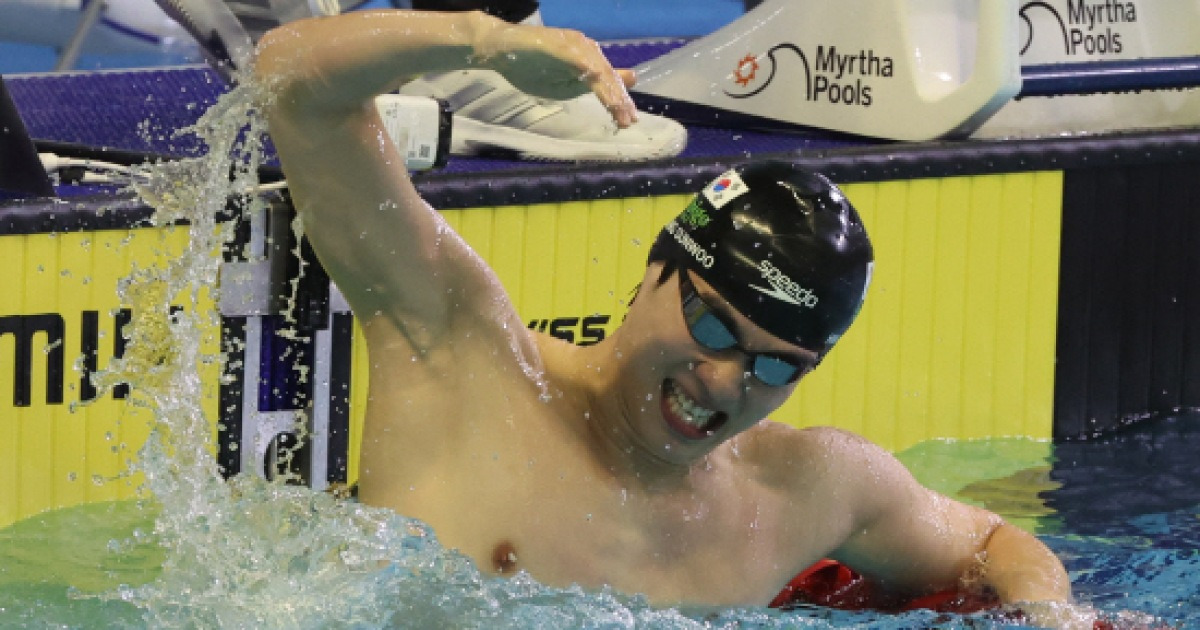 '쑨양 대기록 박살' 황선우, 中+日 제치고 AG 금메달 유력 후보 꼽혔다…"선수 생활 정점 도달"