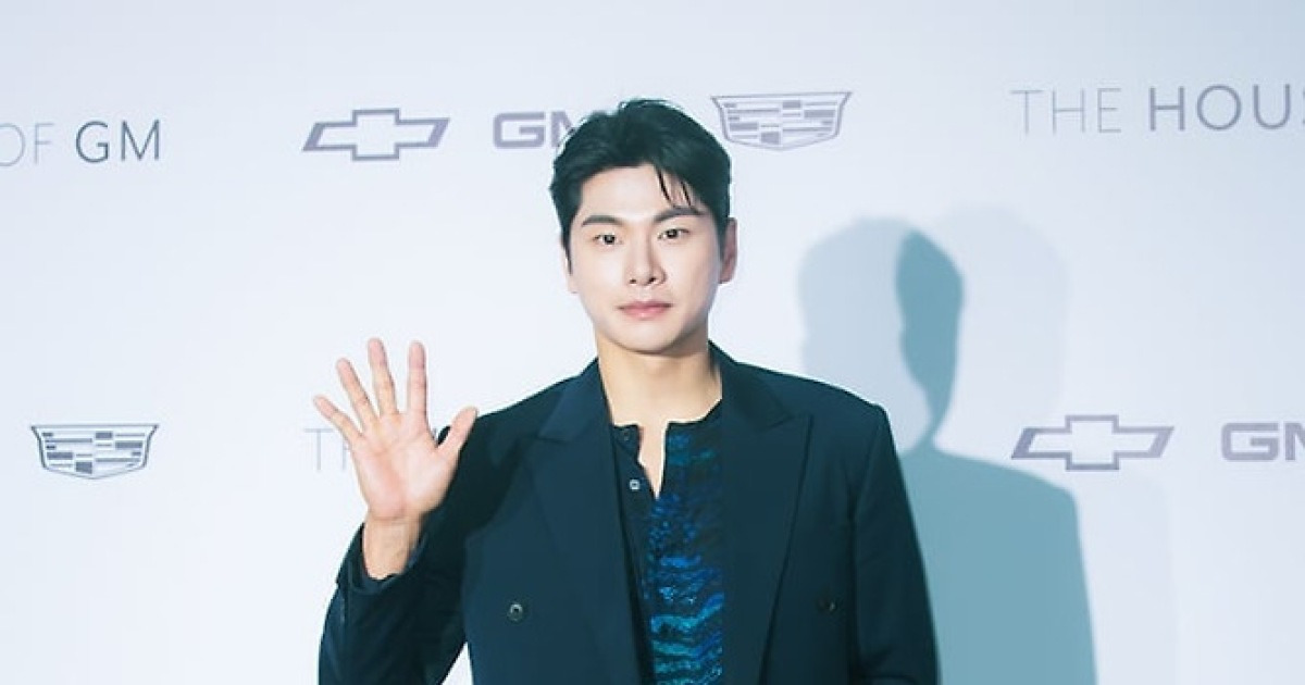 ‘용감한 형사들’ 이이경 임시 하차