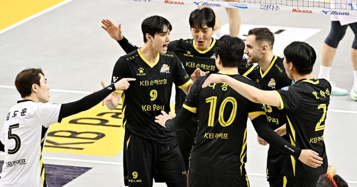 KB손해보험, 선두 대한항공 3-1 격파…임성진, 시즌 최다 19득점