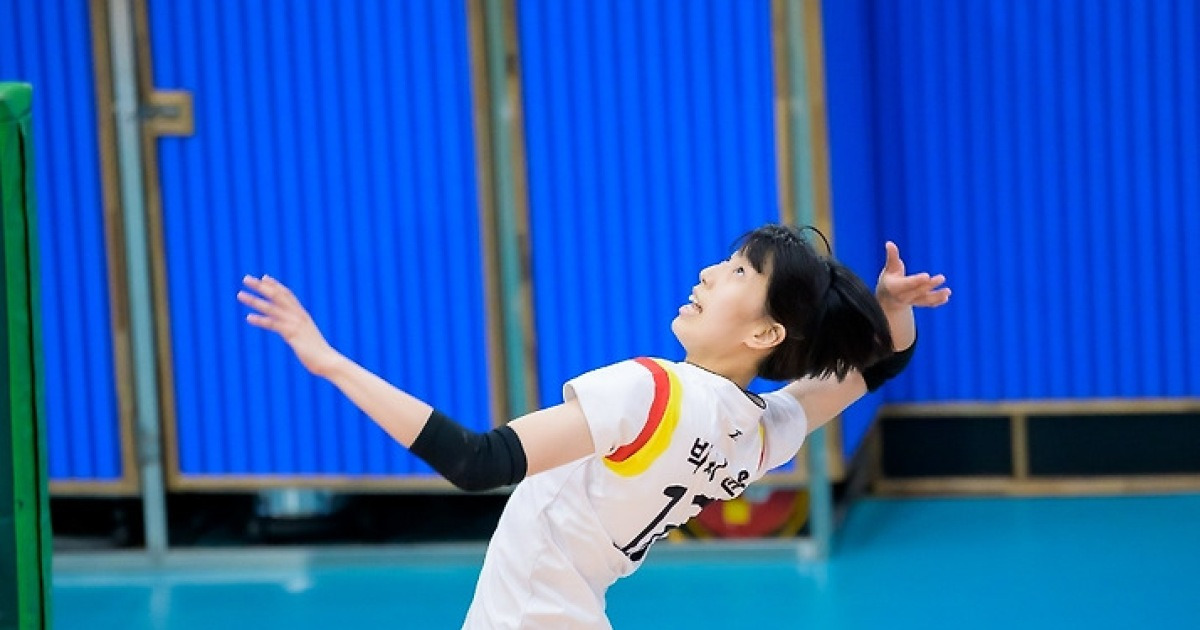 194㎝ 미들블로커 유망주 박서윤 “연경언니 보며 배구 선수 시작, 배구는 언제나 사랑이에요”