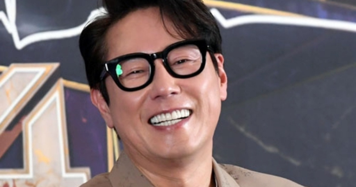 윤종신, 건강 문제로 콘서트 취소했는데…“공연장서 만나요” 특별한 대처