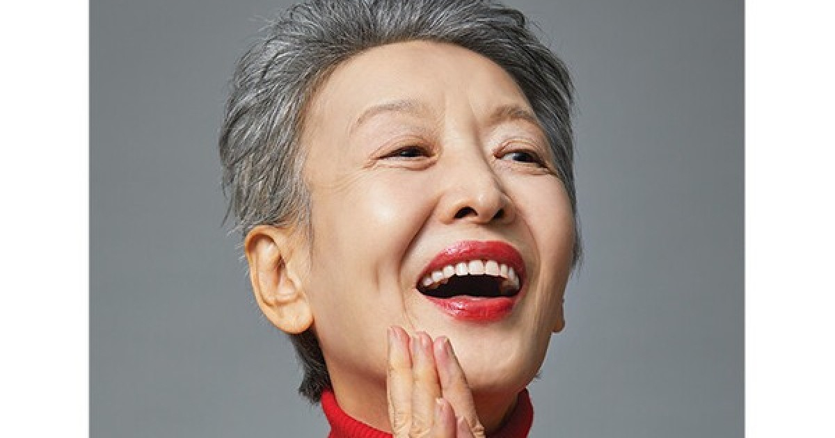 ユン・ソクファさん死去…「Woman Sense」でがん闘病告白と生前最後のグラビア「私らしく生きて私らしく行きたい」