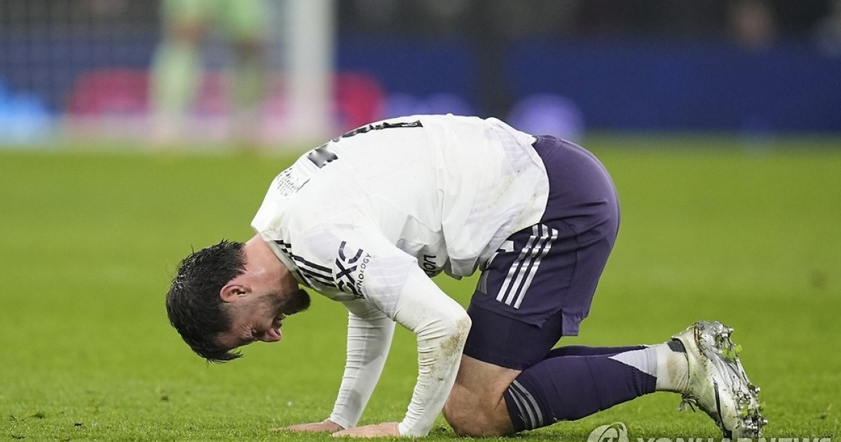 햄스트링 다친 맨유 페르난드스, 5경기 결장 전망 "대체 불가능"