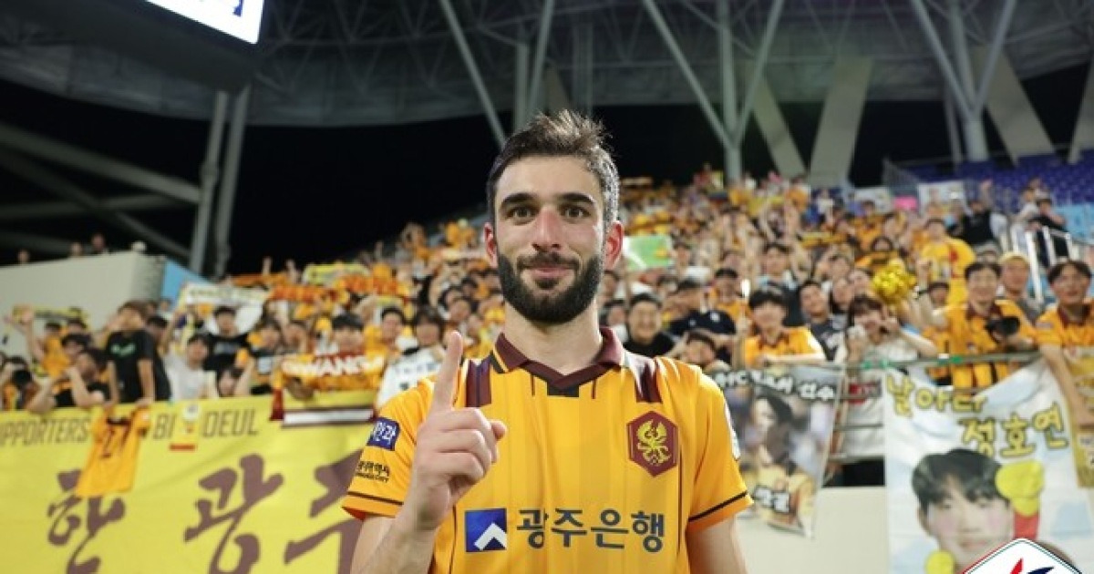 [단독] 광주서 활약했던 베카, K리그2 신생 팀 김해FC 입성...적극 러브콜 화답→공격 이끈다