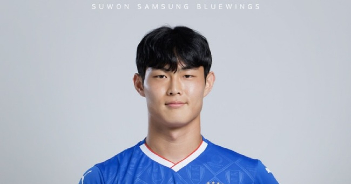 [오피셜] 서울 떠나 수원으로...'이제는 청백적' 강성진, 완전 이적! 이정효호 올라탔다