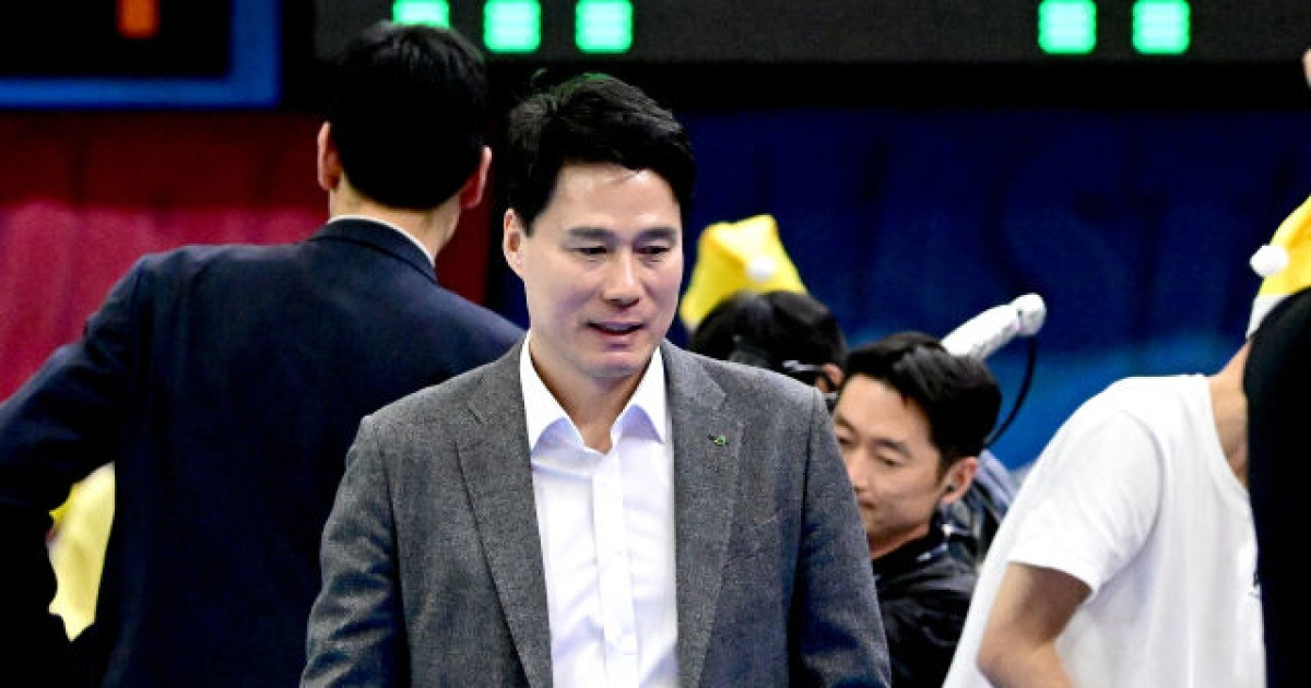 "어떻게 이겼나" 감독도 이유 모르는데, 2위팀 승승승승승승승 실화인가 "팀워크 찾았다, 약속대로 투박 준다"