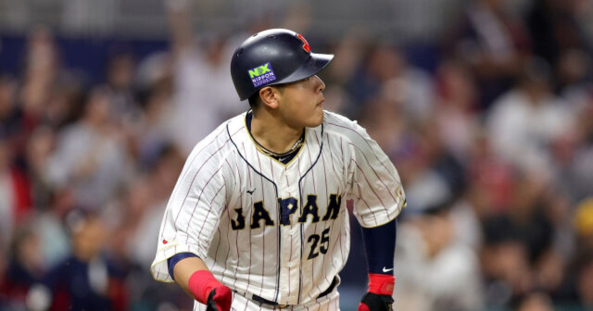 '미쳤다' 日 248홈런 거포, 어떻게 다저스 214홈런 3루수 후계자로 낙점됐나…美 "먼시 재계약 실패 시 보험, 세대교체"