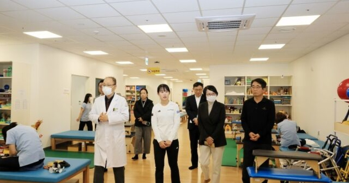 황유민 따뜻한 선행, 보바스어린이재활센터에 1000만 원 쾌척