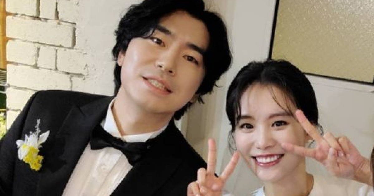 イ・シオン、ソ・ジスンの妊娠を明かす…「2025年に出産予定、絶望的」願望成就[종합]