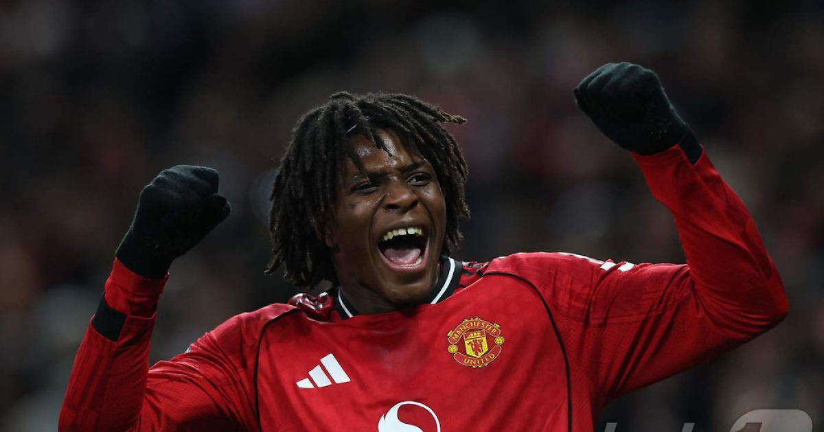 '도르구 환상적인 발리슛' 맨유, 뉴캐슬 꺾고 EPL 5위 점프