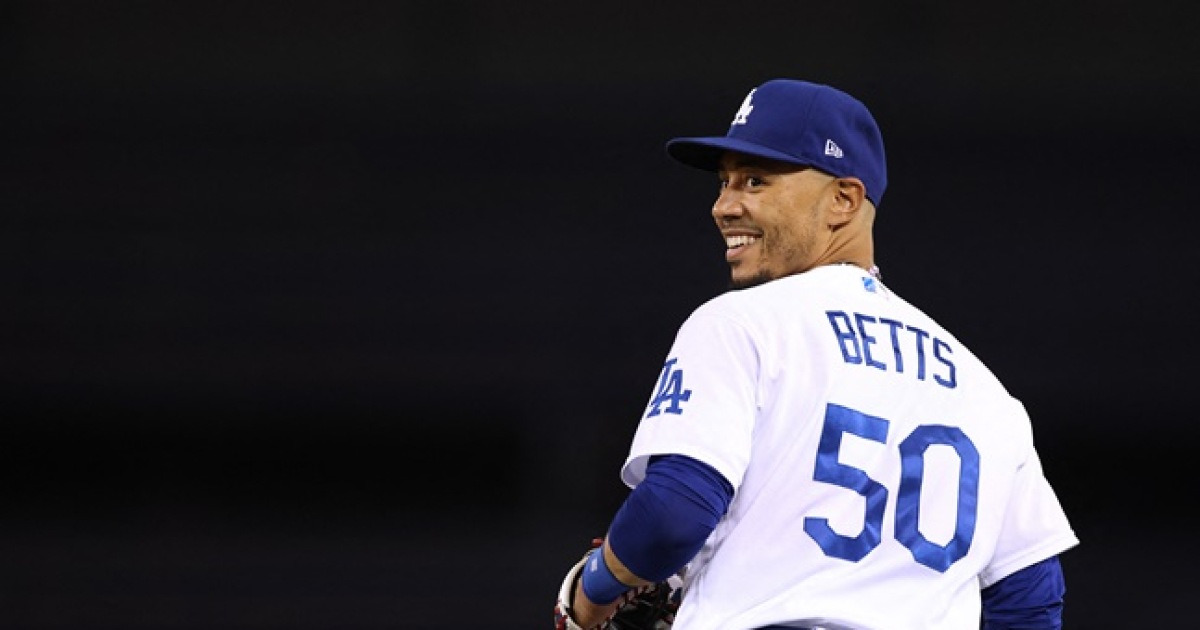 '하마터면 5283억원 못 받을 뻔' 178㎝ 단신이 "야구 포기하고 농구하려 했다" 고백, 그랬다면 슈퍼스타 됐을까