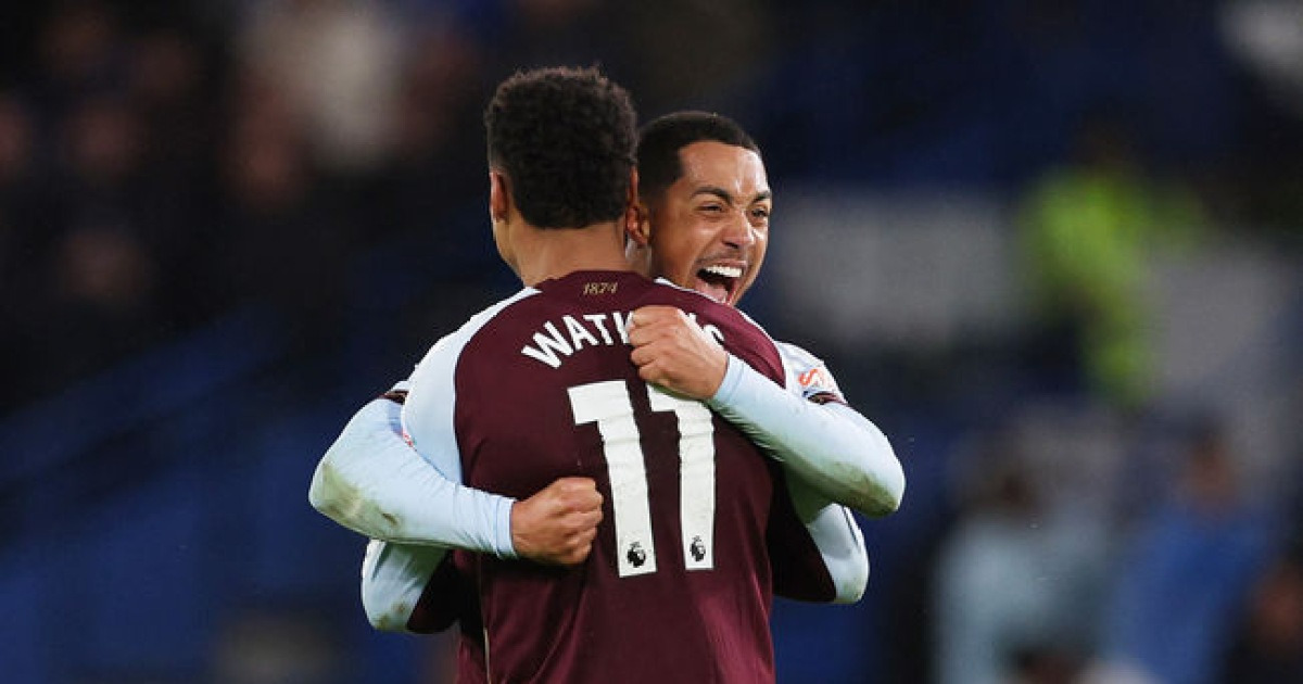 '진짜 우승 경쟁 나선다' AV, 첼시 상대로 2-1 역전승...선두 아스날과 3점 차