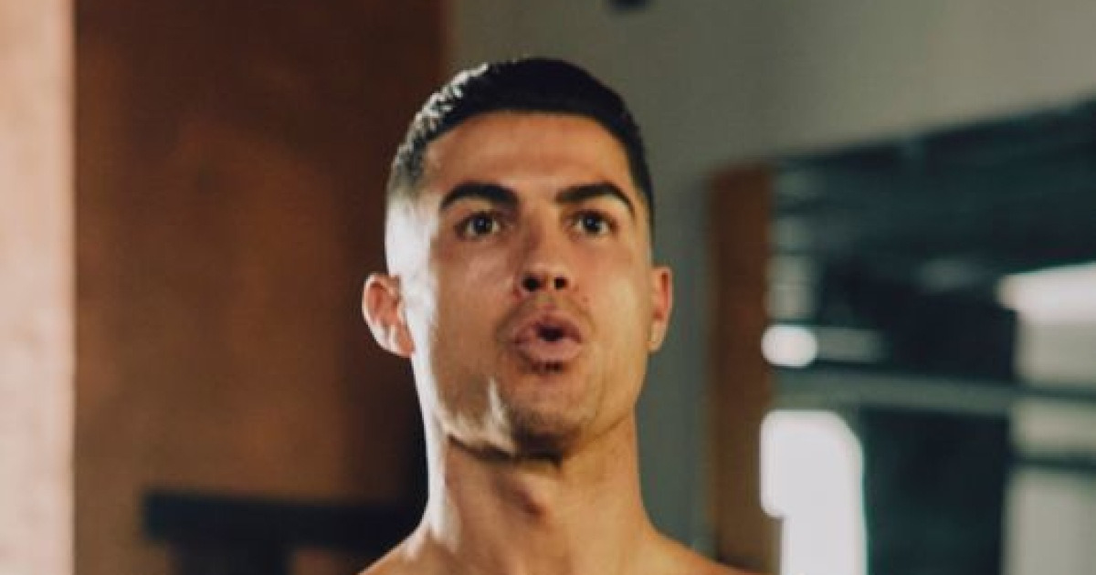 1000골 넣을 때까지 은퇴 없다 英 BBC, 호날두 이제 44골 남았다...부상만 없으면 무조건 가능해 체지방 7%의 자신감