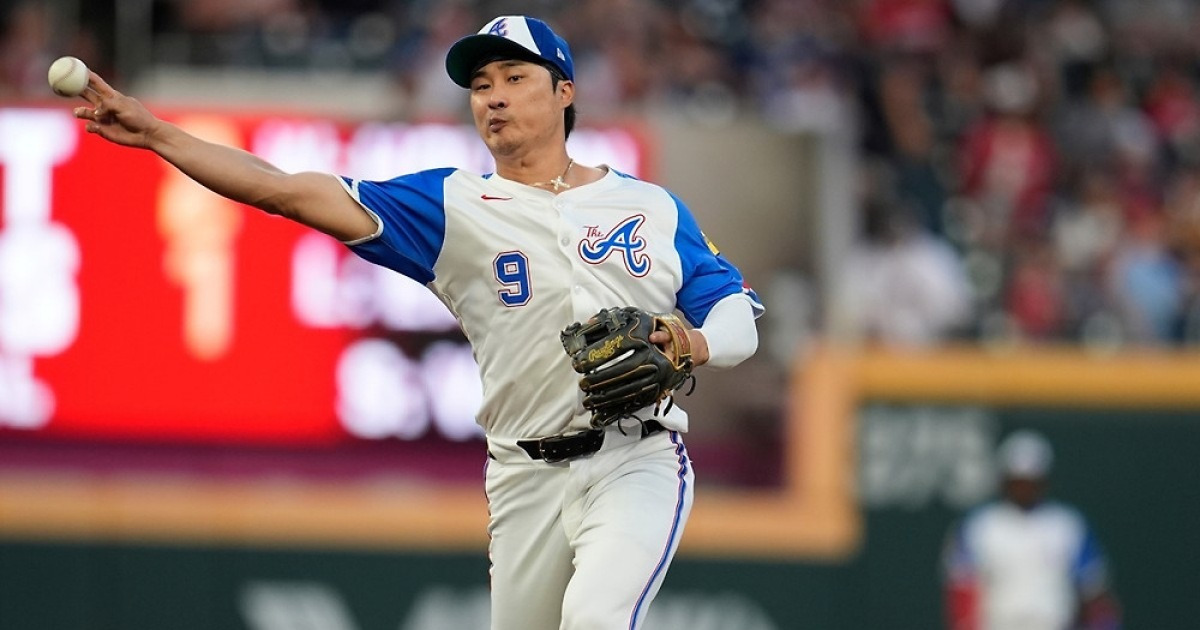 SI "김하성 영입은 A-"…MLB닷컴 "애틀랜타 새 시즌 전망 밝아"
