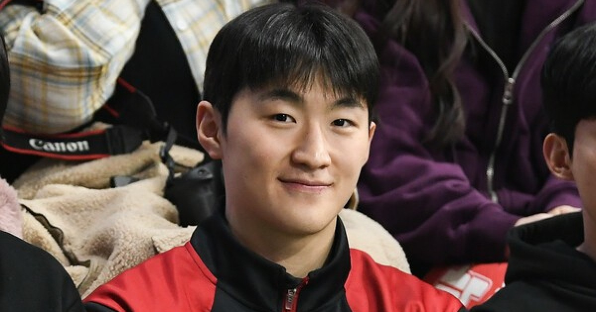 드디어 '슈퍼루키' 그가 뛴다! 프로농구 정관장, 2025 신인 드래프트 1라운드 1순위 문유현 데뷔전 치른다