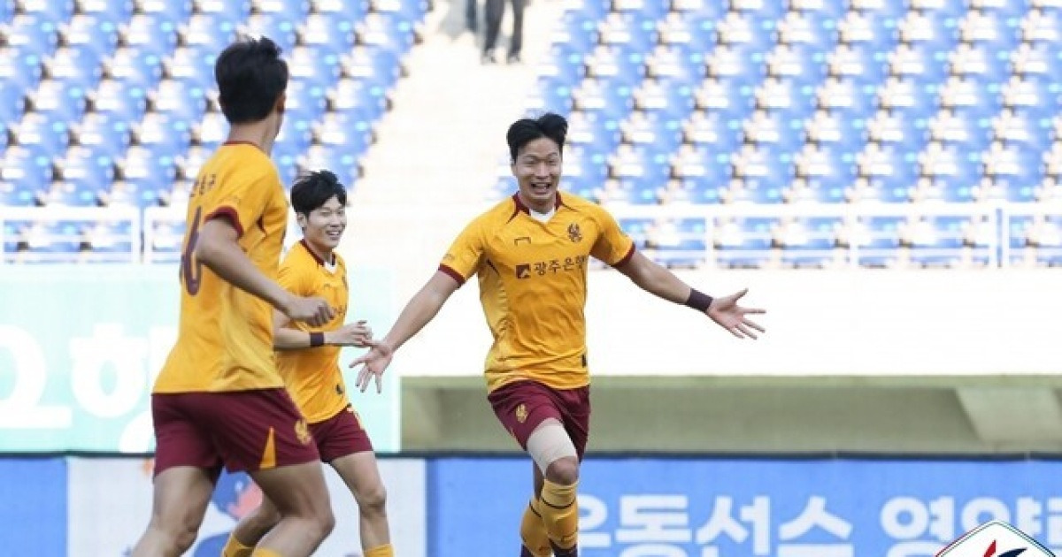 [오피셜] 이러다 진짜 우승 가나? 現 U-23 국대 CB까지 품었다... 대전, 광주서 조성권 영입