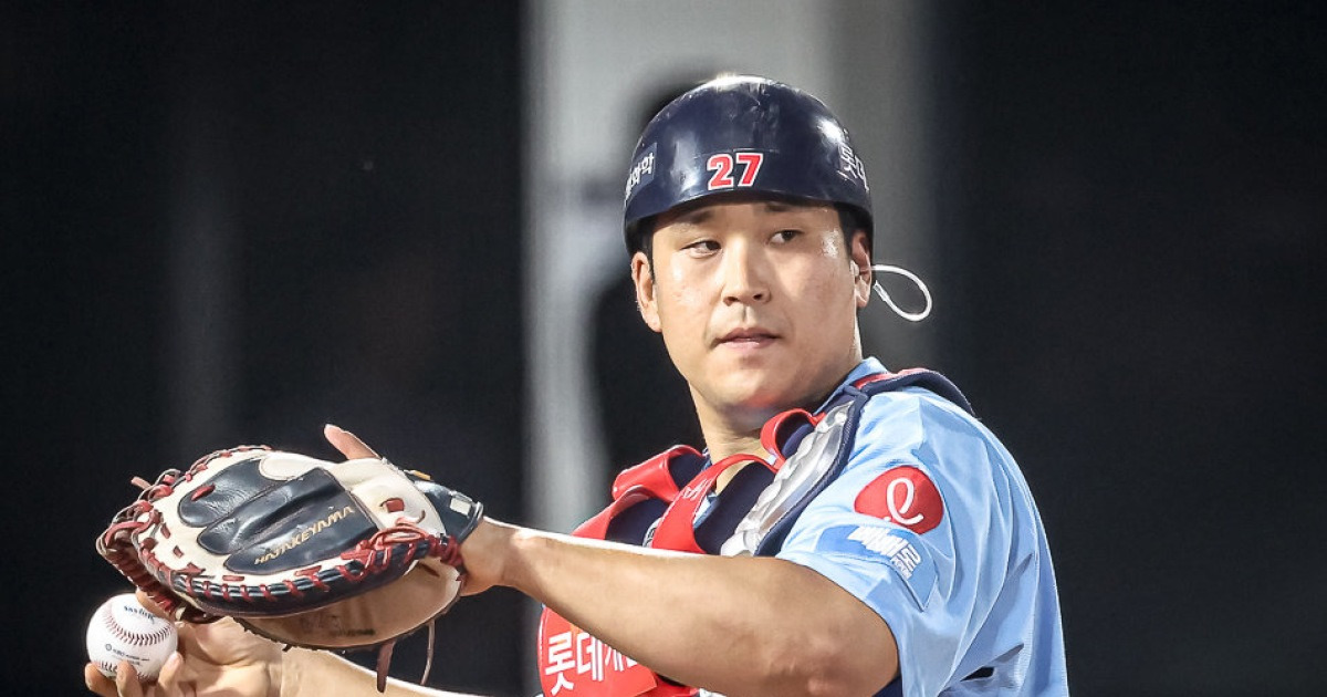 포수 지분 큰 유강남 시즌 후 FA…중대 기로 선 2026 롯데 안방