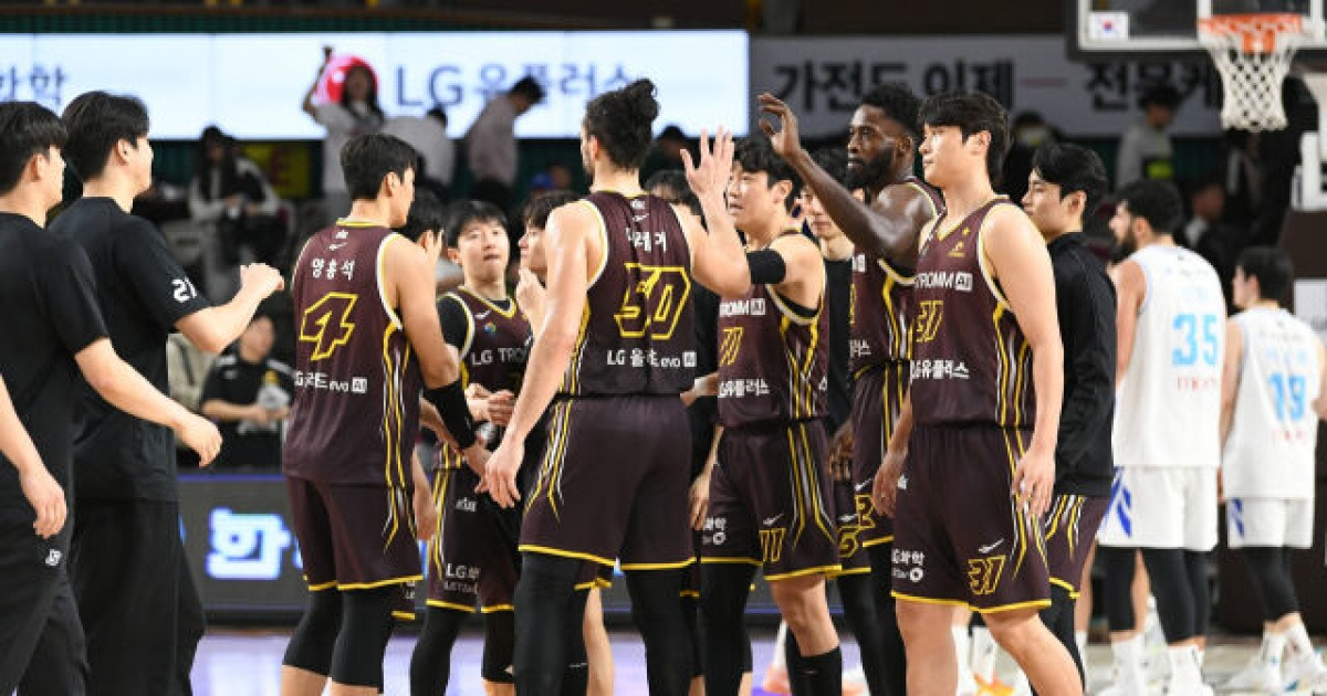 타마요 31득점 폭발! LG, 삼성 83-70으로 꺾고 선두 질주...SK EASL 연장 혈투 끝에 83-96 패배(종합)