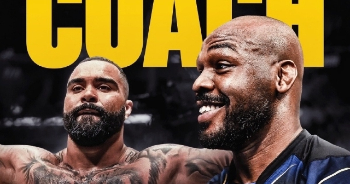 ‘반쪽 GOAT’ 존스한테 배울 것 없다? 전 UFC 파이터, 아스피날 끝장낼 ‘도쿄 金’ 괴물 레슬러에 조언…“제발, 진짜 GOAT한테 배워”