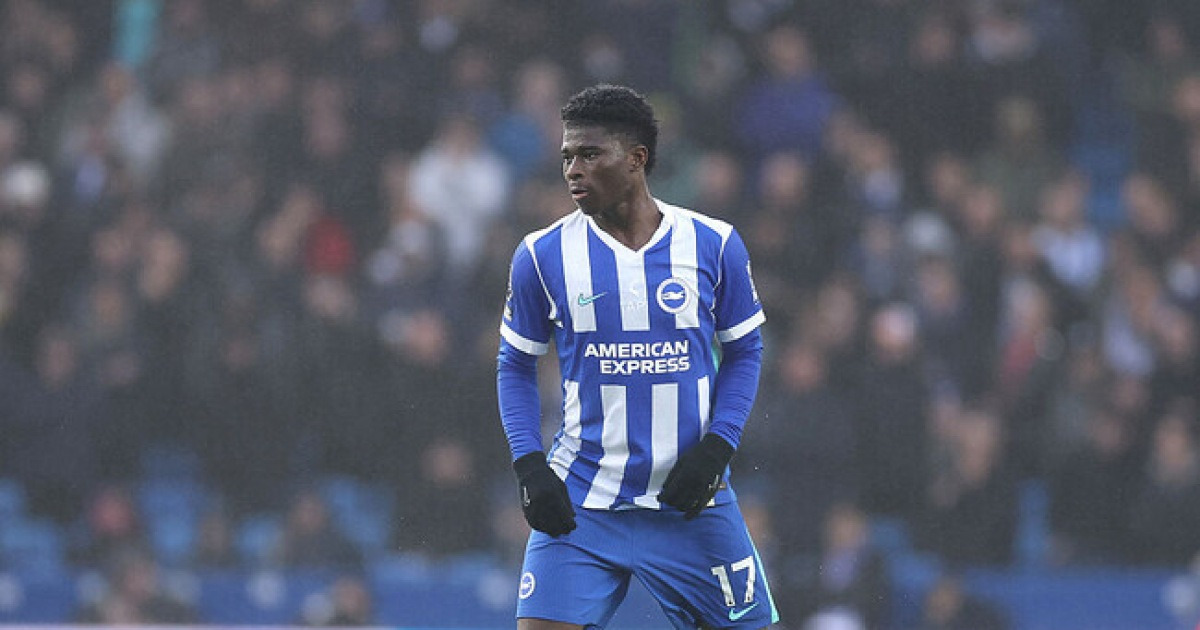 리버풀+토트넘, ‘맨유 입단이 꿈인’ 미드필더 노린다…'1700억 규모 제안'