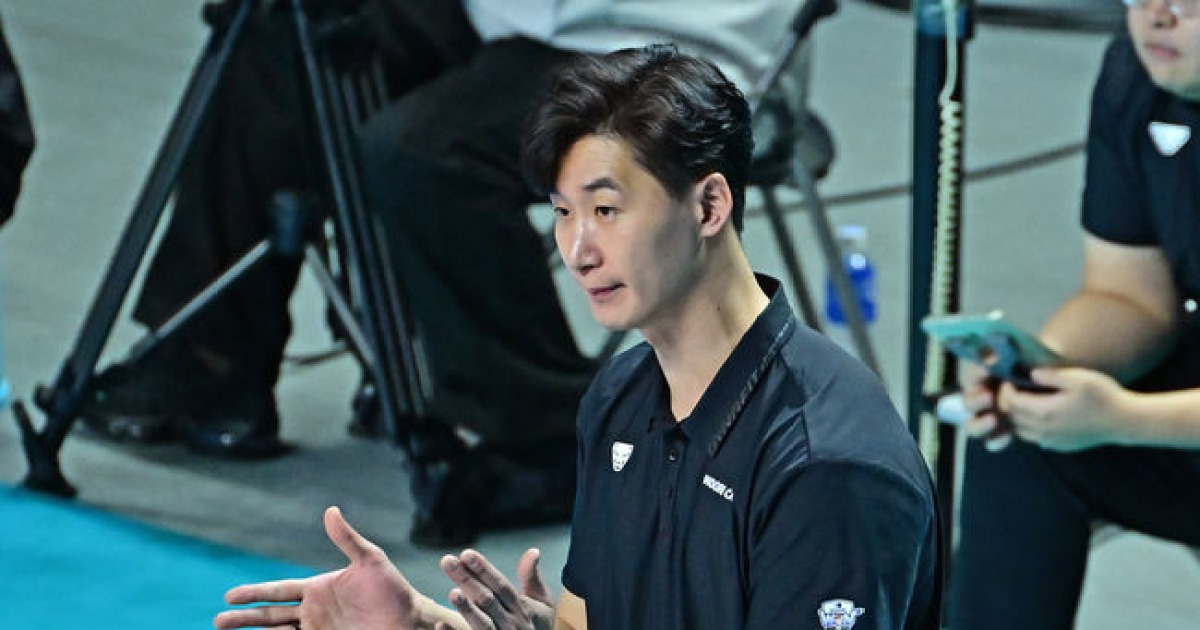 ‘대이변’ 41세 초보 감독대행, 어떻게 1위팀 3-0 무너트렸나 “한선수 파악에 많은 시간 할애, 선수들 믿었다”
