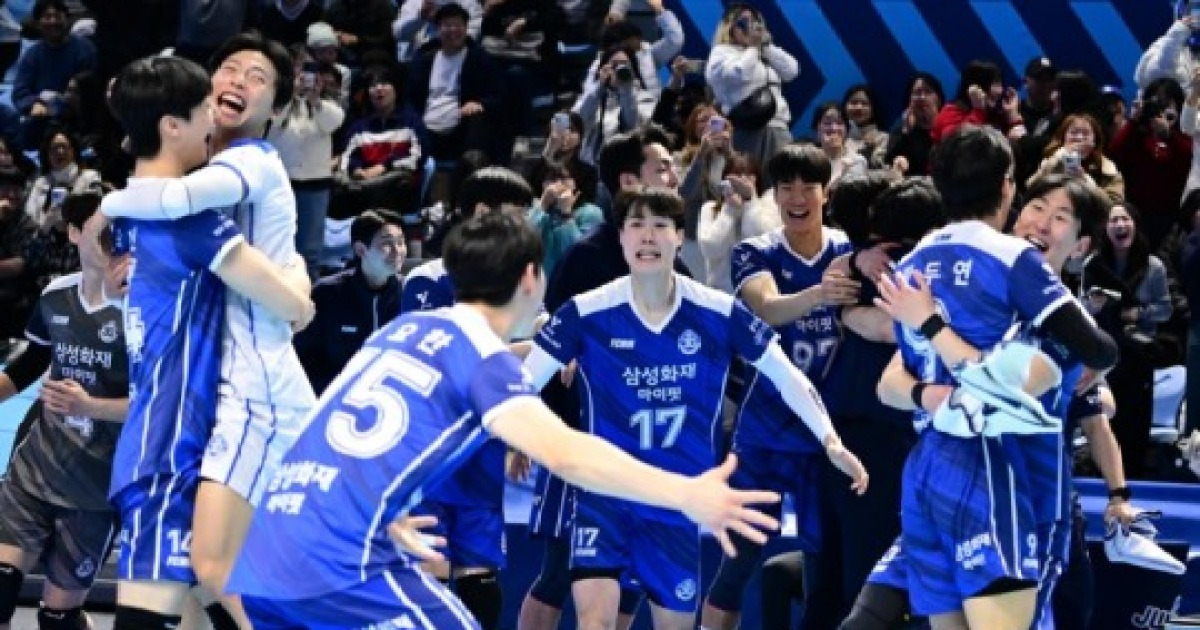 아히 35득점 맹활약...삼성화재, 한국전력 상대 풀세트 재역전승