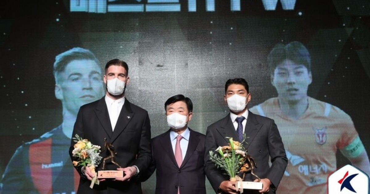 [오피셜] ‘음주운전’으로 K리그 떠난 ‘BEST 11’ FW, 6개월 만에 중동 떠난다→’헌신적이고 모범인 선수였어’