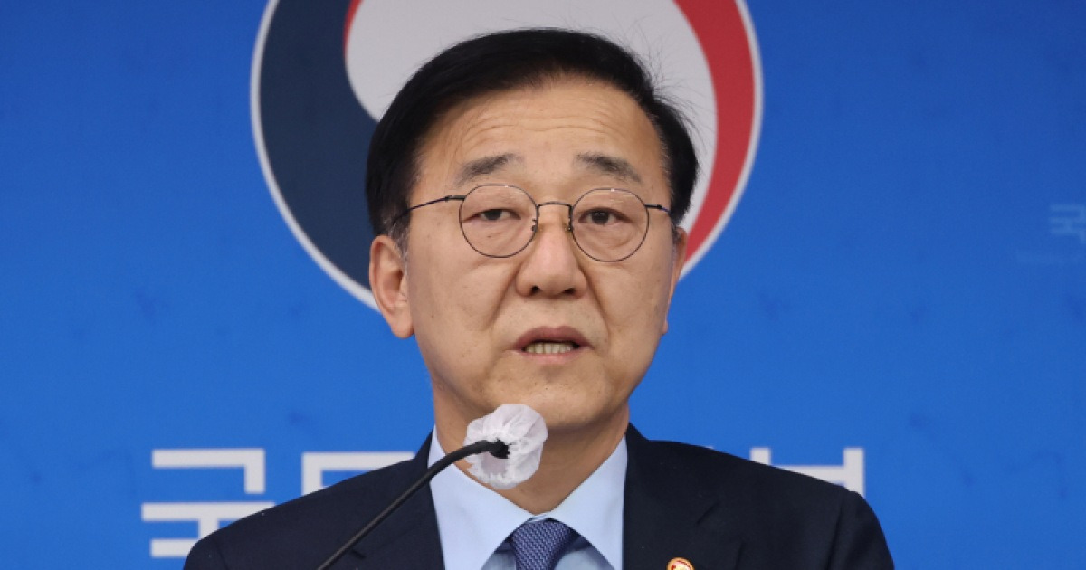 김윤덕 국토부 장관 “공급 대책 1월 중 발표 위해 노력”