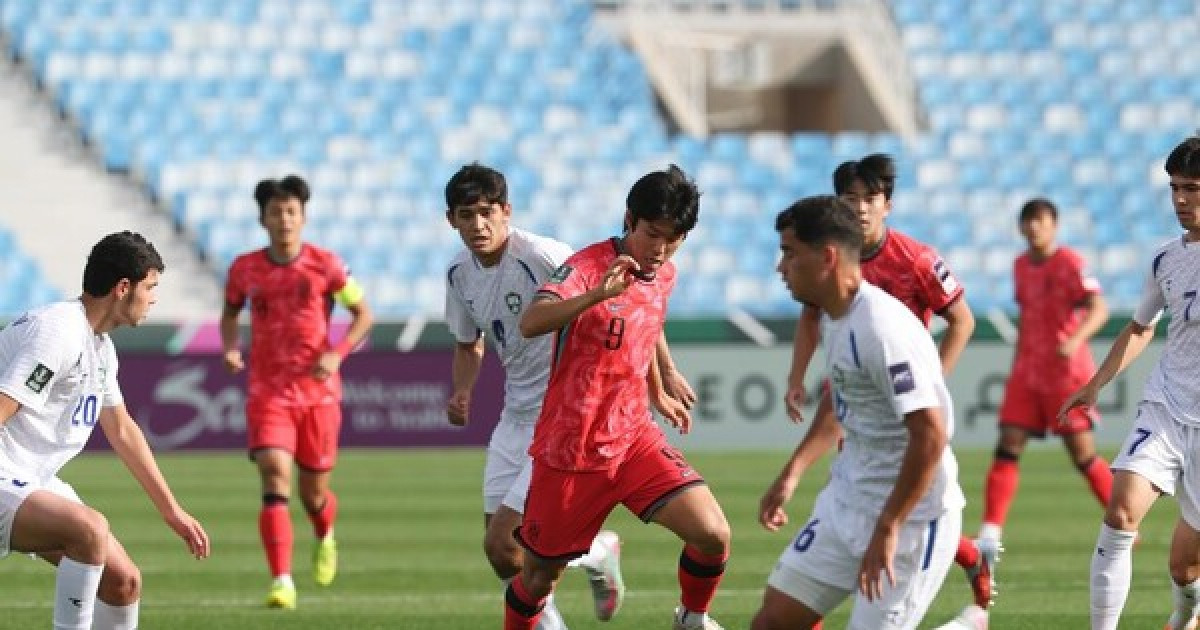 한심한 U-23 축구, '19세' 우즈벡에 0-2 완패 '행운의 8강행' [U23 亞컵]