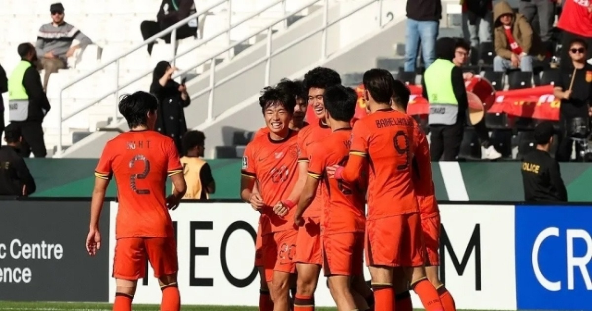 ‘이민성호’ 흔들리자 ‘14억 대륙’ 웃는다! 中 축구 부활 선언…“우리는 아시아 최강 대한민국과 호주, 이란, 사우디 모두 꺾었다”