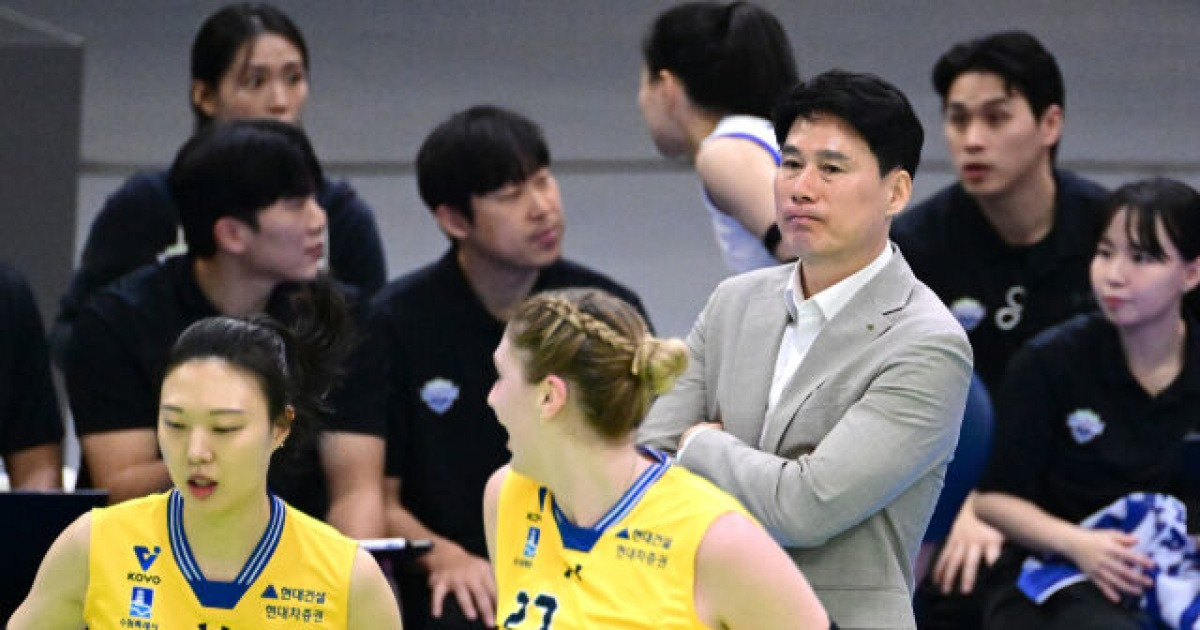 3연패 '고비' 탈출, 5라운드에 '순위 싸움' 승부 건다...사령탑은 '현대건설'에 주목 개인 기록 안 좋지만 팀으로 이기고 있다 [MD수원]