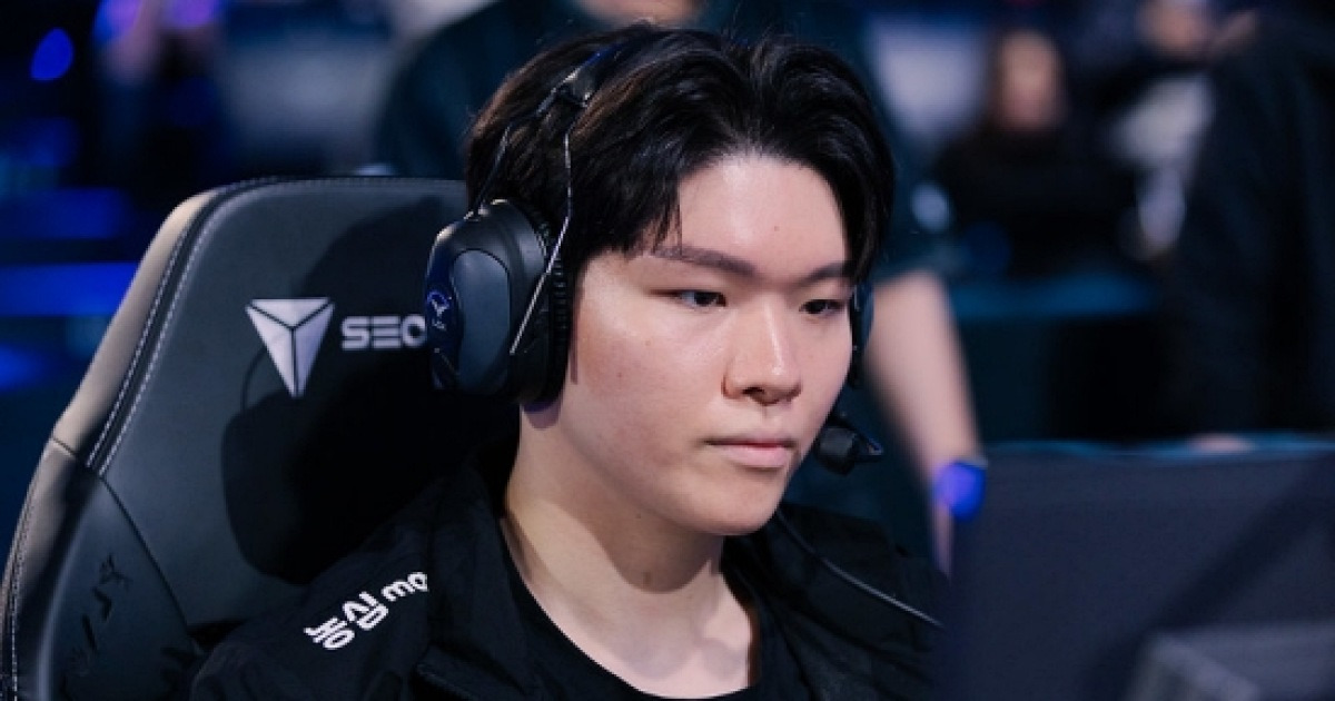 농심 레드포스가 한화생명e스포츠를 상대로 2:0 승리를 거둔 LCK컵 경기 관련 이미지