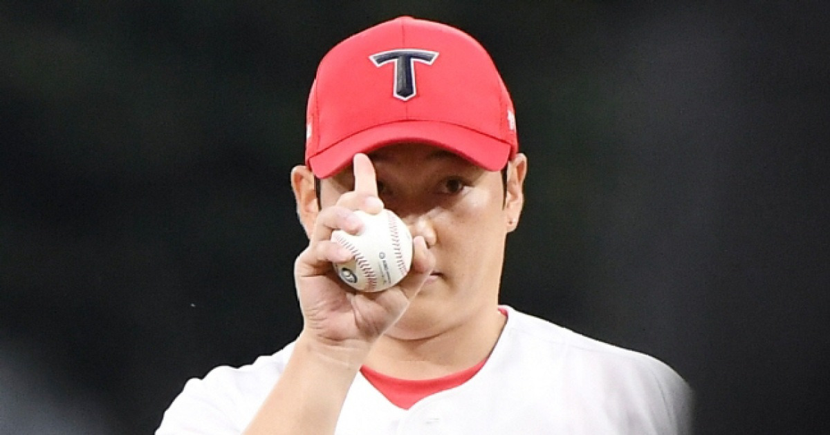 'ERA 6.85' 의외의 연봉 인상, 깐깐한 KIA가 왜?…이 선수마저 없었으면 진짜 답 없었다