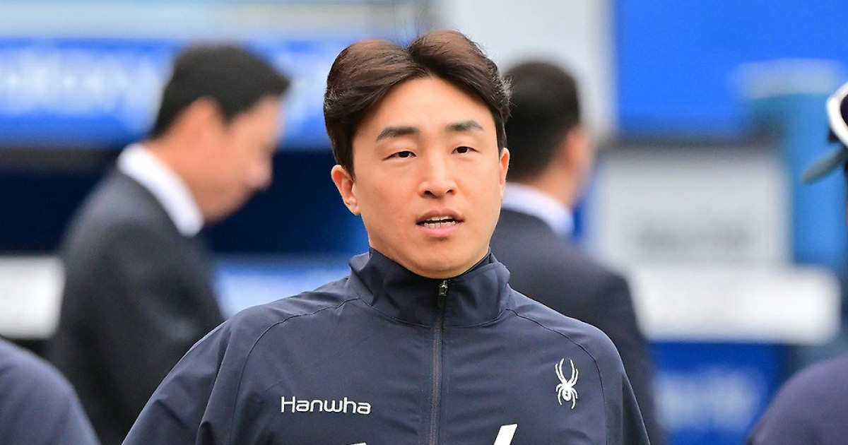 조건 두 번 낮췄다고… 손아섭, 사인 앤드 트레이드도 불발? 심지어 ROH→KIM→SON '맨끝 순위' 어쩌나