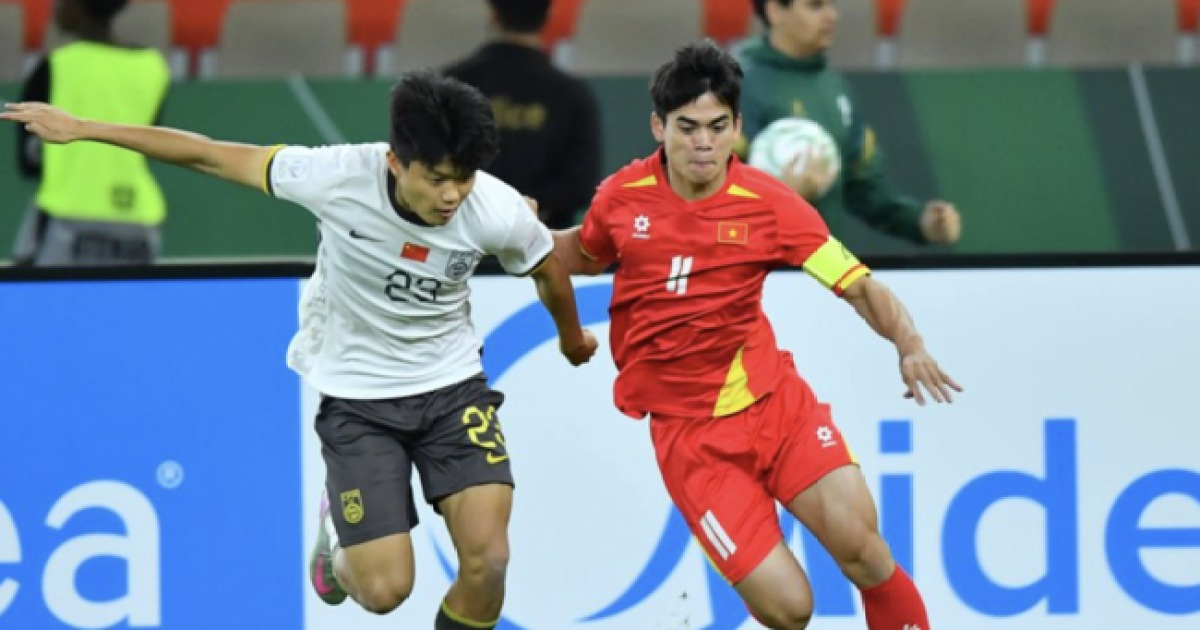 이런 날이 오다니? ‘한국 3,4위전 상대는 김상식 감독’ 중국, 베트남 3-0 격파…일본과 아시안컵 우승 다툼