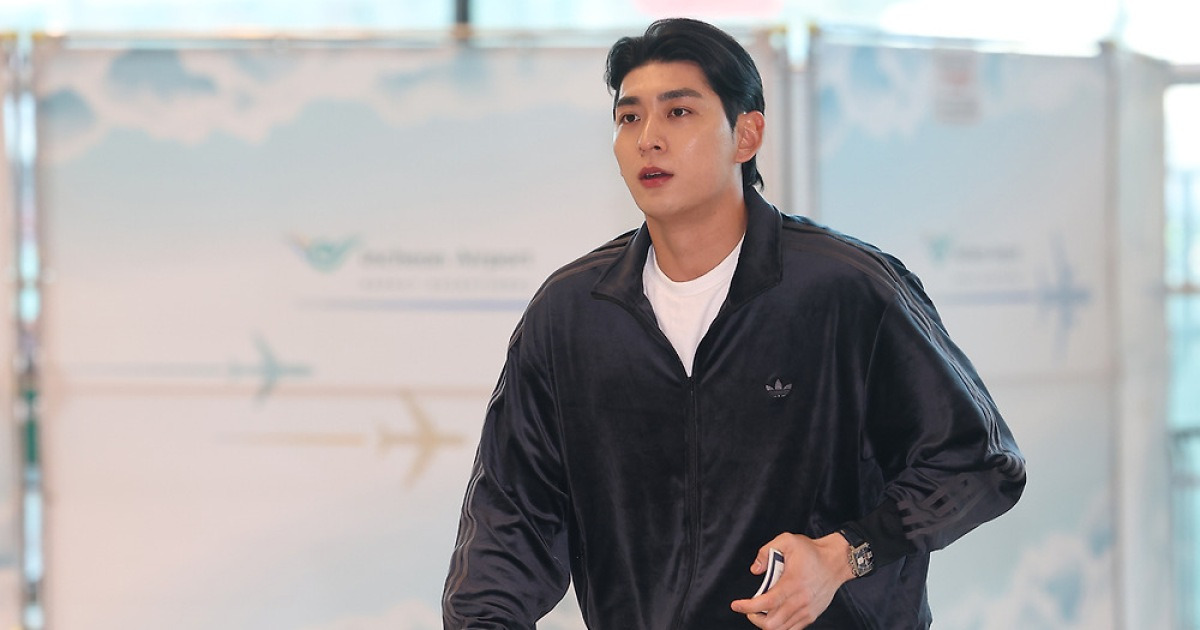이정후, 입국 서류 문제로 LA 공항에서 1시간 억류···구단·펠로시 하원의원 도움으로 풀려나