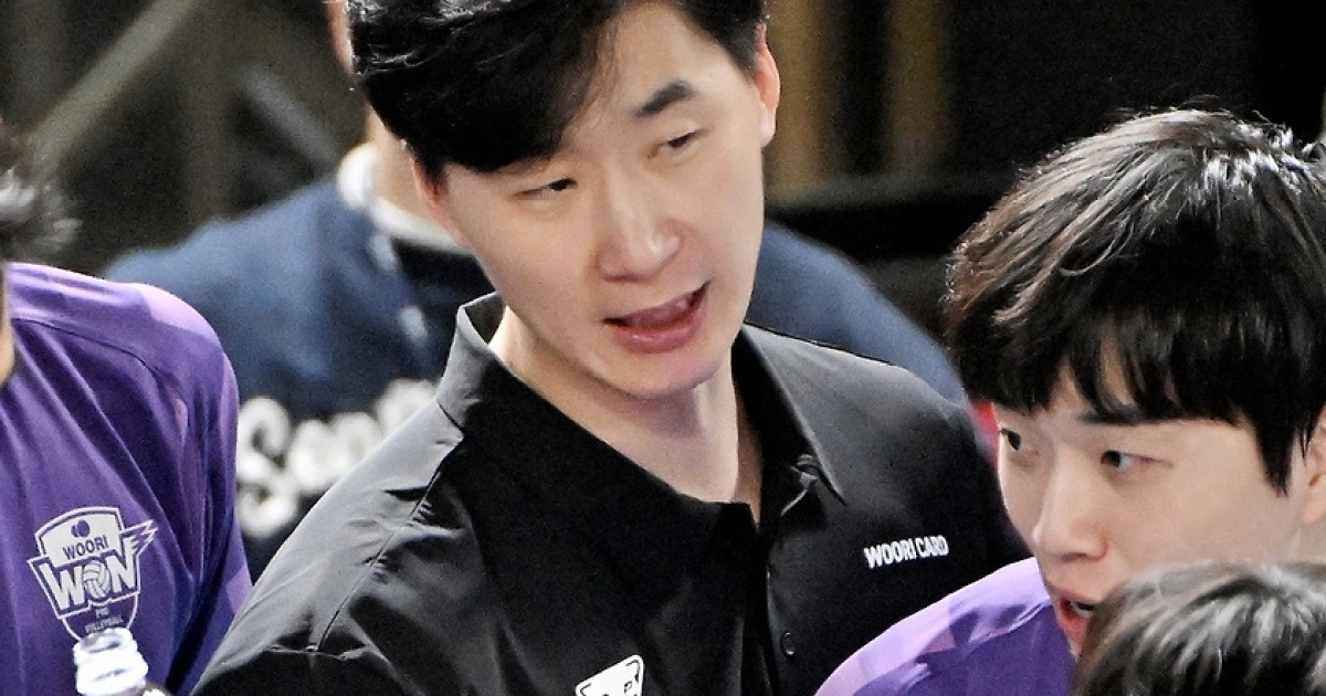 박철우 우리카드 대행, '친정' 삼성화재전 첫 만남서 완승