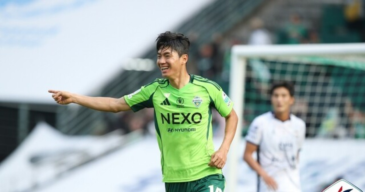 [오피셜] 韓축구 초대형 경사! 잉글랜드 챔피언십에 또 코리안리거 탄생... 전북 더블 이끈 '득점 2위' 전진우, 英 2부 옥스퍼드 이적