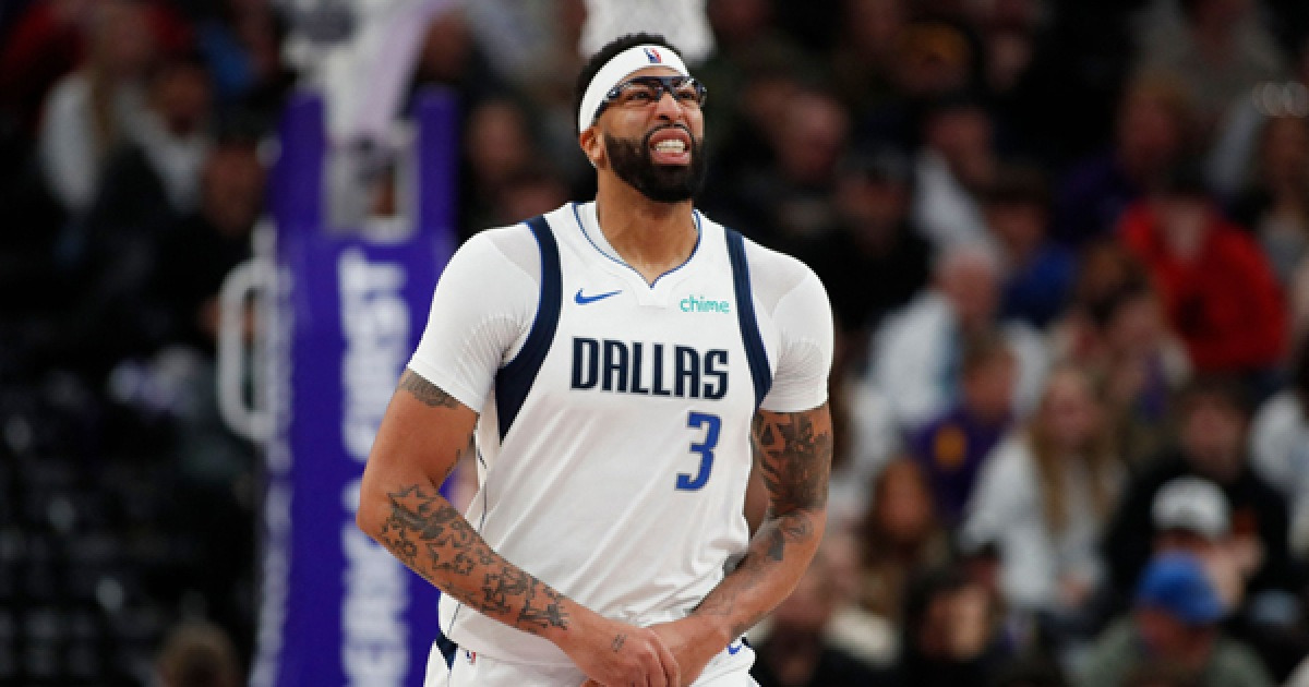“떠나는 게 서로에게 나을 거 같아” 앤소니 데이비스 에이전트, 댈러스에 트레이드 요청
