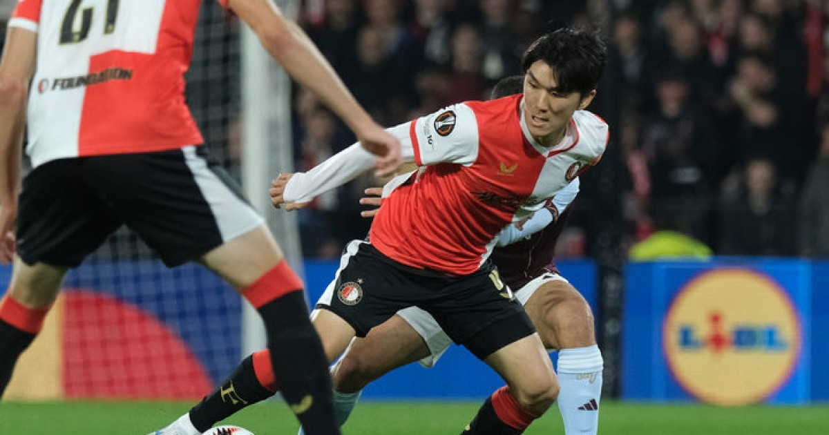 '황인범 79분' 페예노르트, 유로파리그서 PO 진출 희망 살려