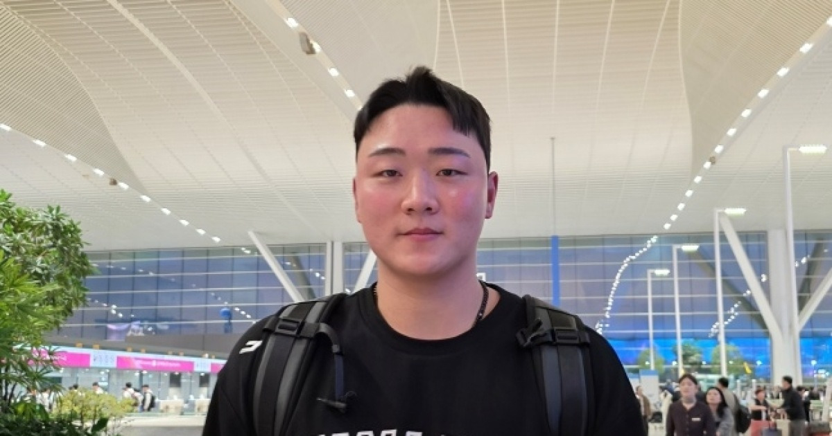 "박병호 선배랑 한 시간 통화했다" 13년 뛰어넘은 LG 선·후배 인연, 그 뒤엔 201안타 레전드 있었다 [인천공항 현장]