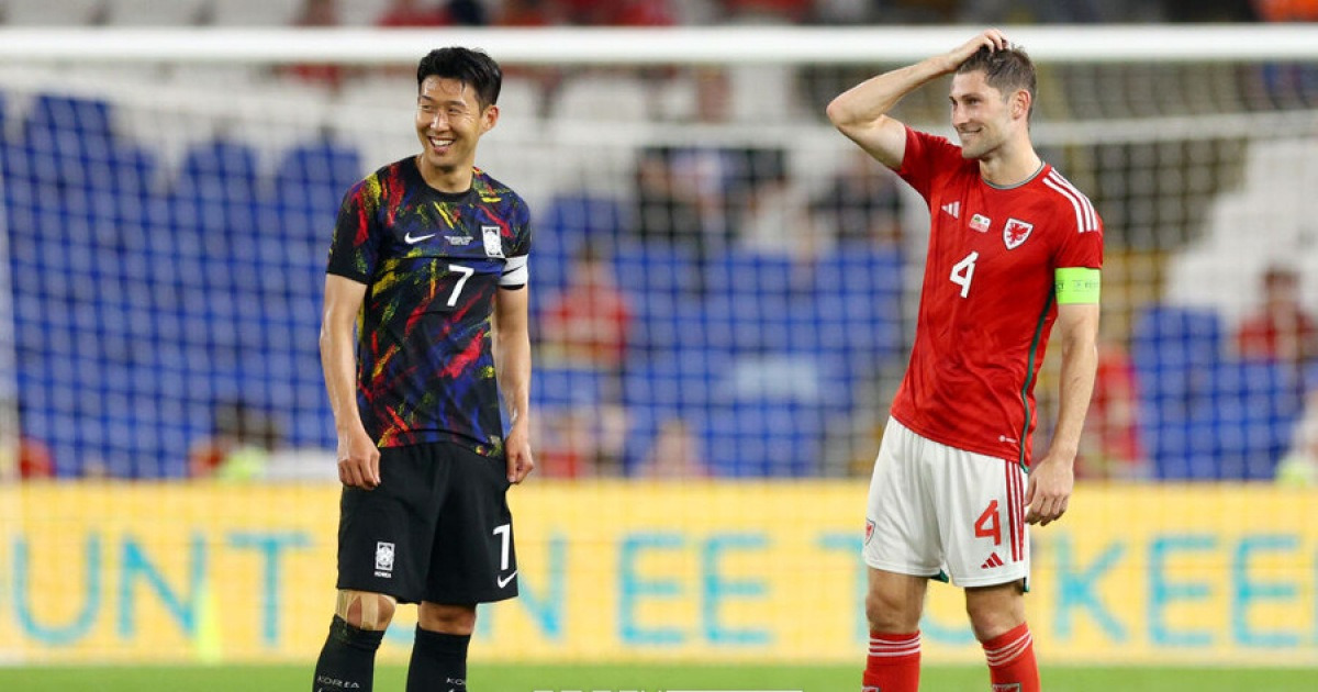 손흥민 마음 아파할 英 BBC 긴급 보도 데이비스, 2차 발목 골절 수술 → 시즌 아웃 + 월드컵도 불투명