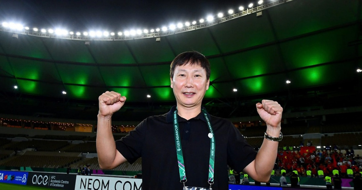 韓 축구, 베트남에 와르르 무너졌다!…동점포 2분 뒤 세트피스로 리드골 또 허용→1-2 끌려가는 중, 사상 첫 패배 위기 (후반 30분)