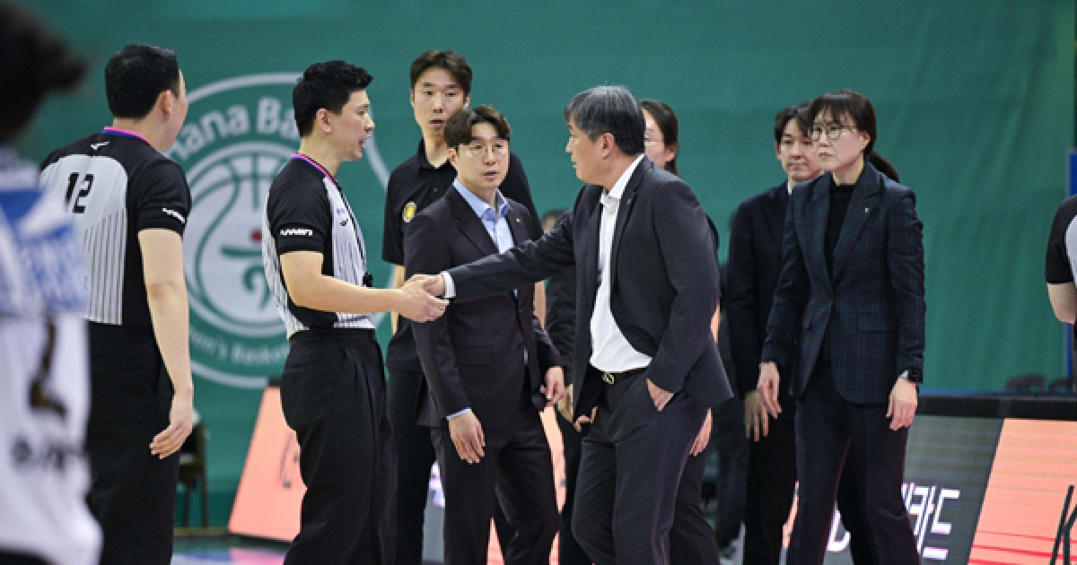 “11초 남기고 비디오 판독...이런 예의없는 판 처음 봐” 이상범 감독의 격노 [현장인터뷰]